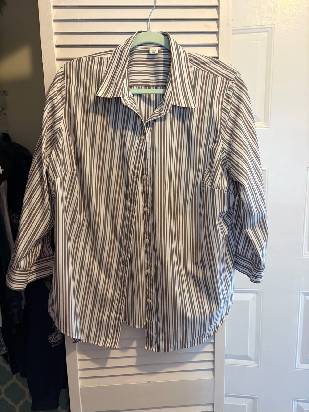 Coldwater Creek Women’s Vertical Stripe Dress Shirt - White & Gray
